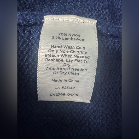 Talbots Women's Navy Blue Lambswool Blend Sweater- Petite Large - Picture 4 of 4